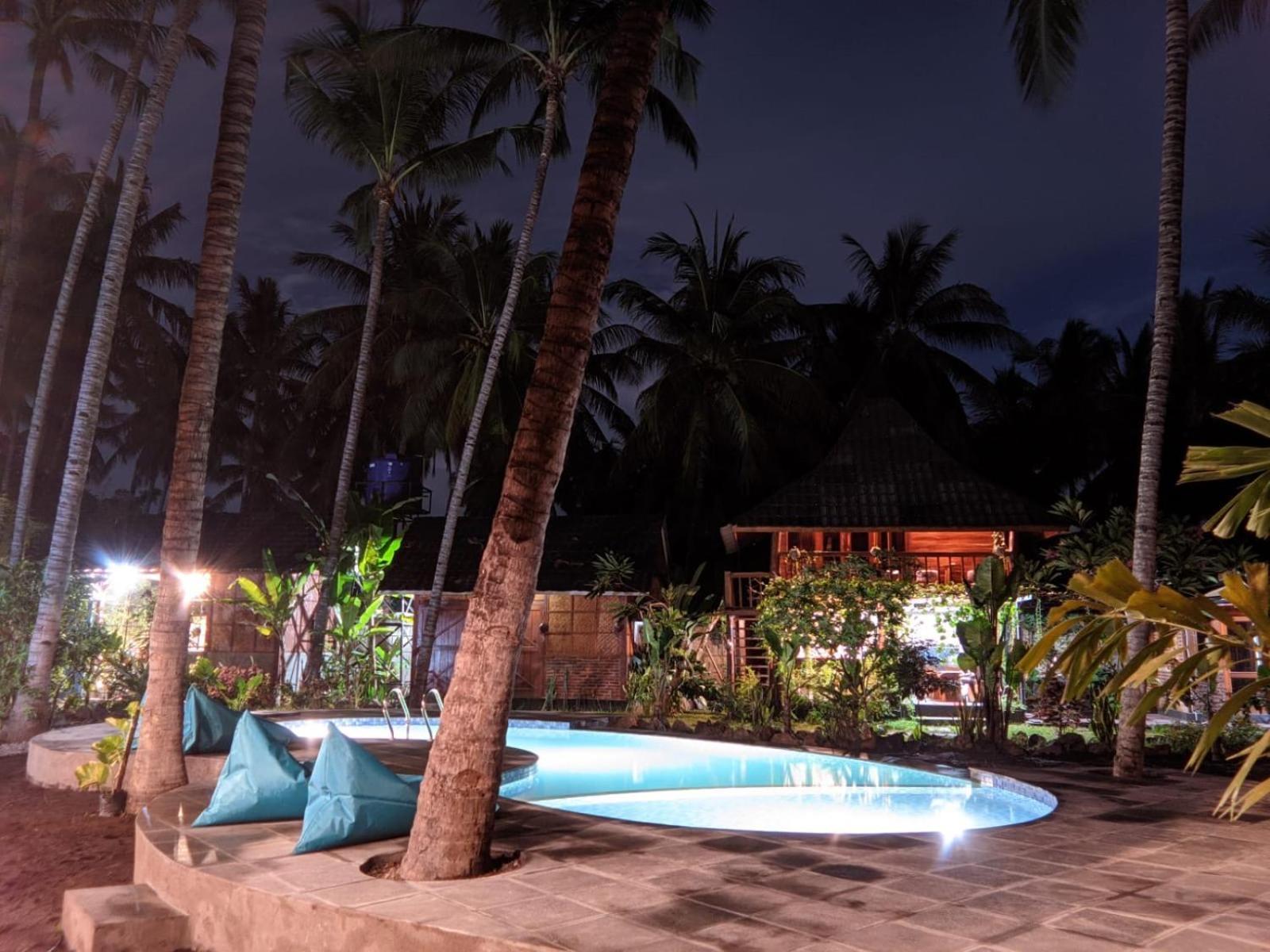 Tahlia'S Villa Sorongjukung エクステリア 写真