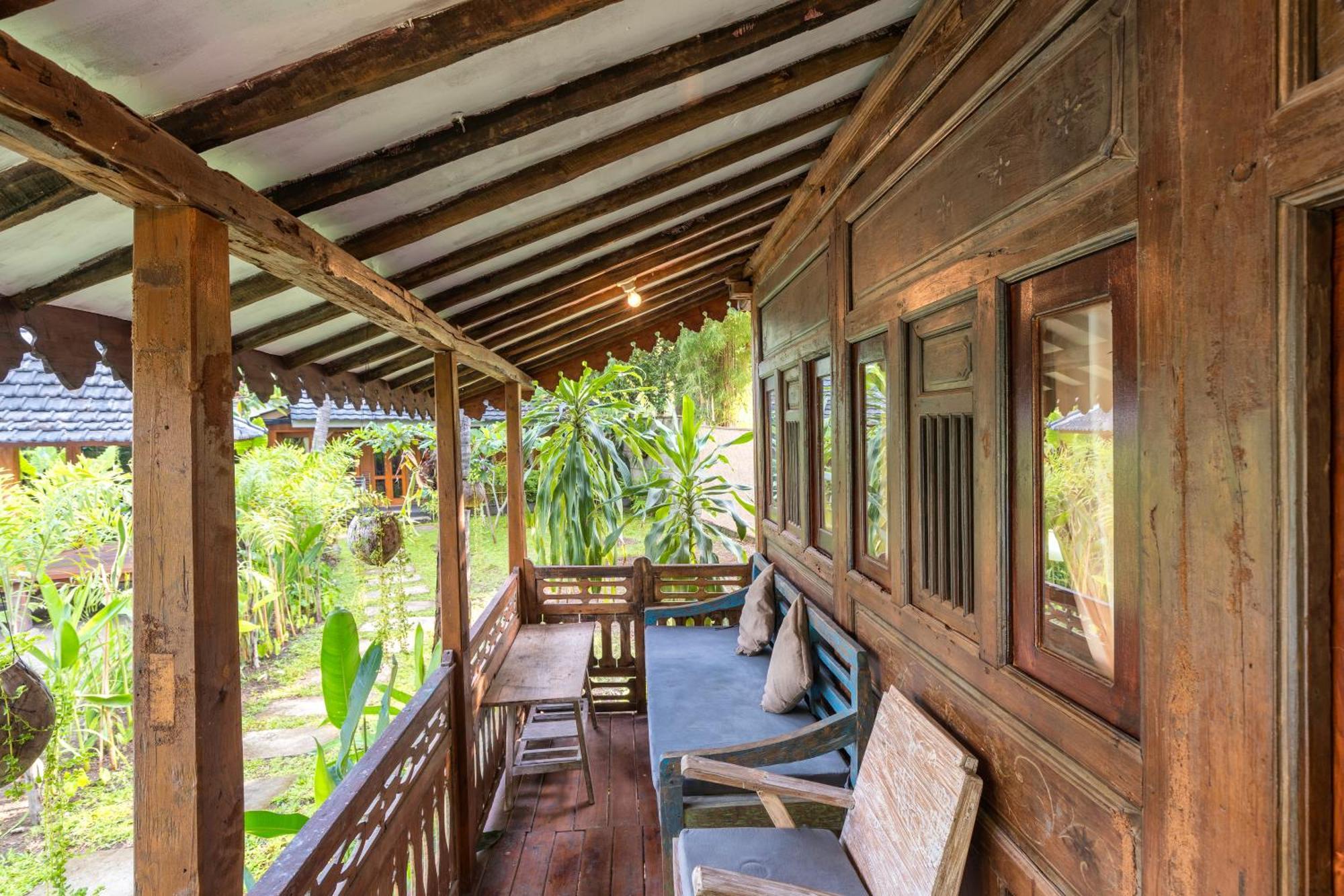 Tahlia'S Villa Sorongjukung エクステリア 写真